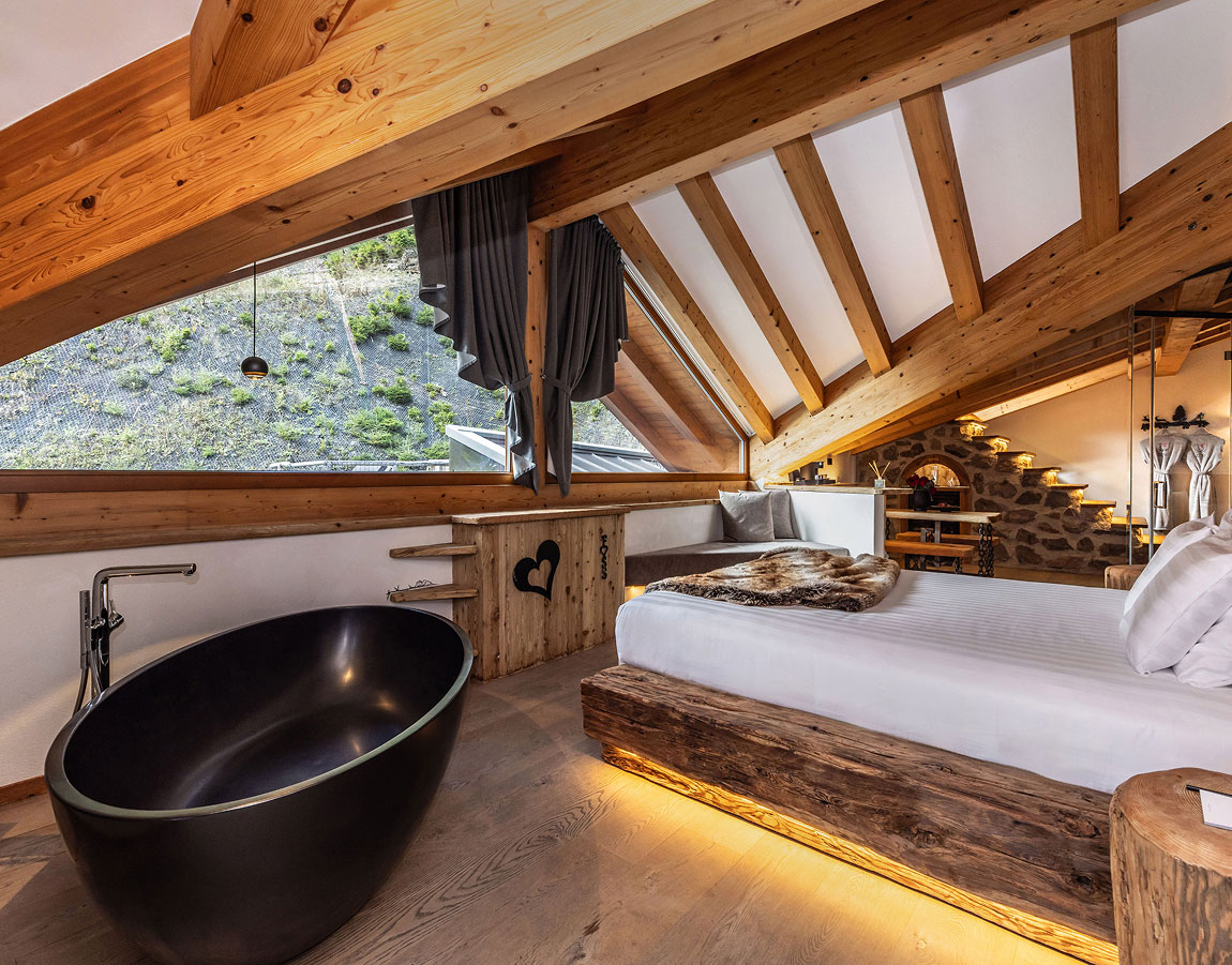 COLAZIONE CON HAPPY E BERNARD: I NOSTRI ALPACA